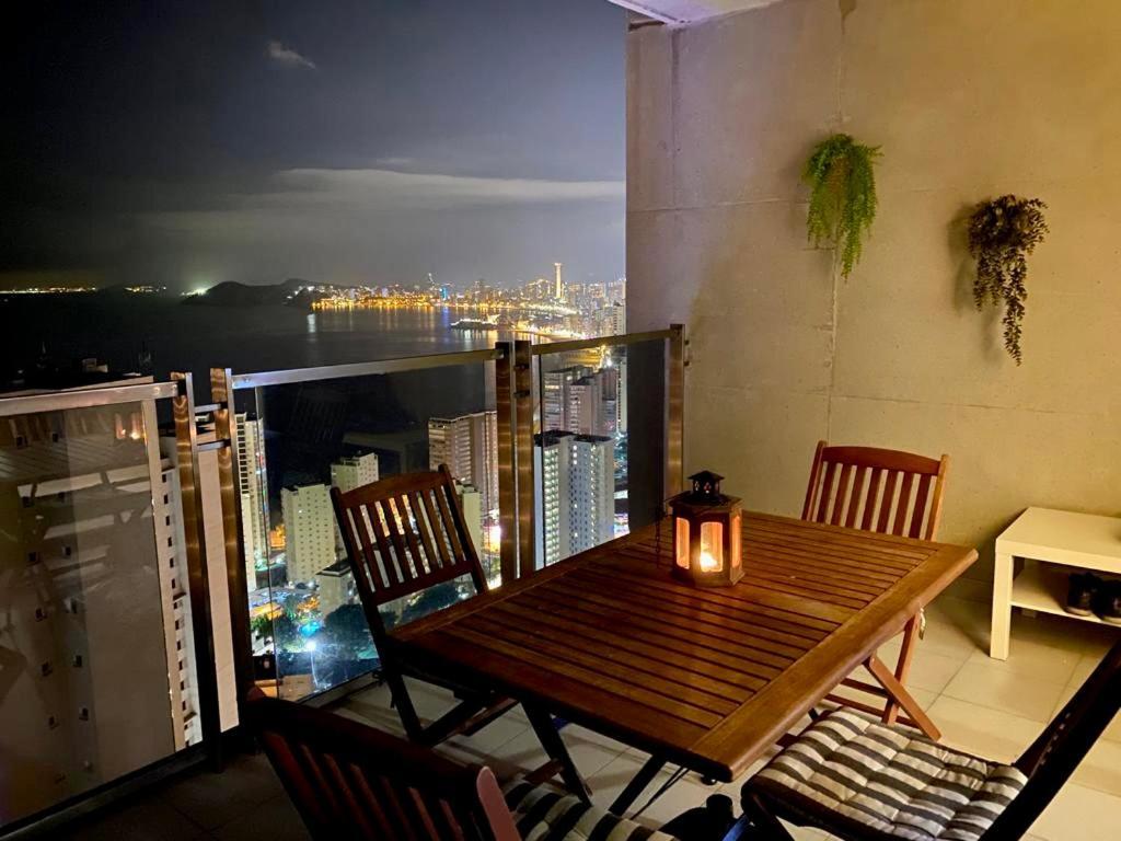 Lujoso Apartamento Con Vistas Al Mar En Mirador Del Mediterraneo By Gestaltur Бенидорм Экстерьер фото